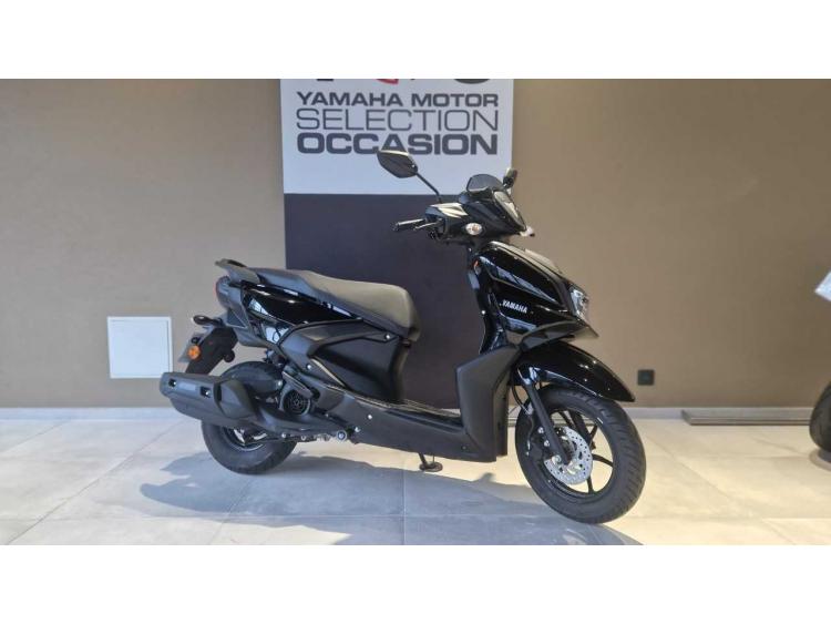 YAMAHA RayZR 125
