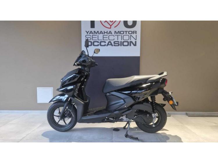 YAMAHA RayZR 125