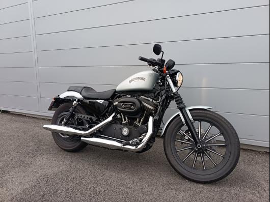 HARLEY-DAVIDSON SPORTSTER IRON 883