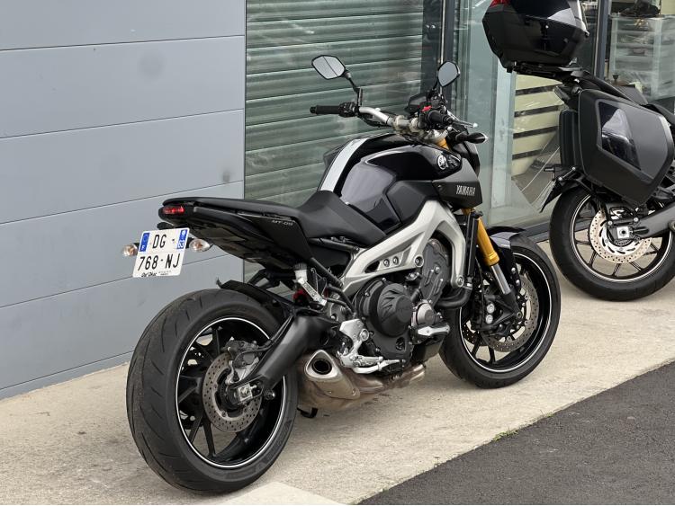 YAMAHA MT-09 ABS