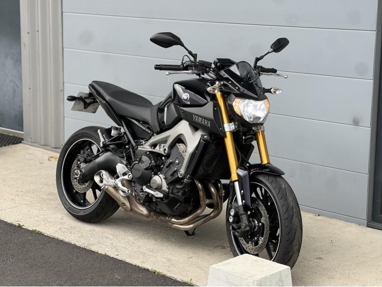 YAMAHA MT-09 ABS