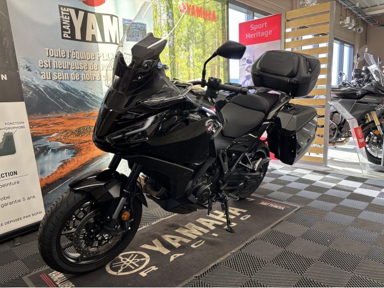 HONDA NT 1100 DCT