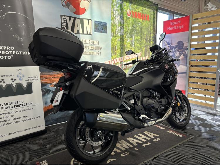 HONDA NT 1100 DCT