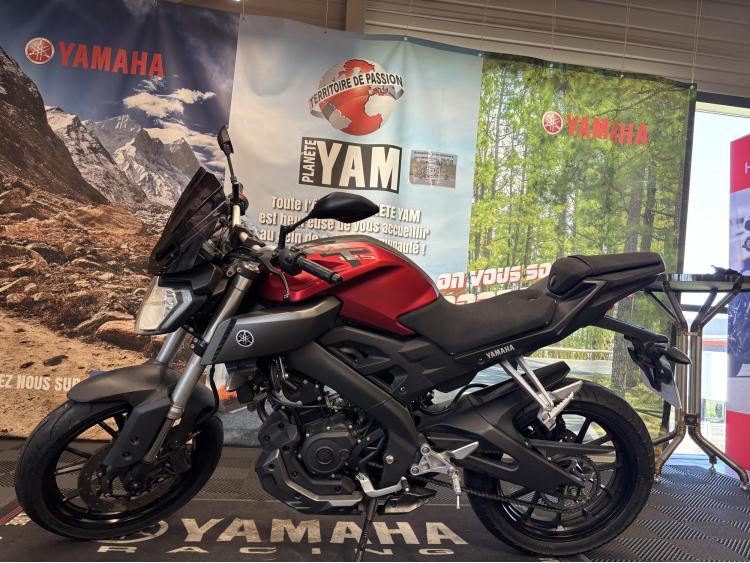 YAMAHA MT-125