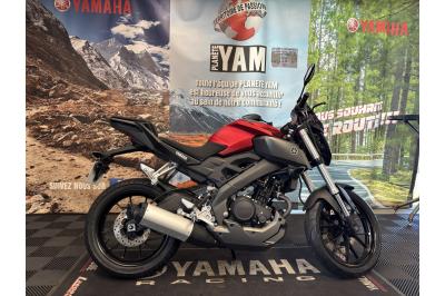 YAMAHA MT-125