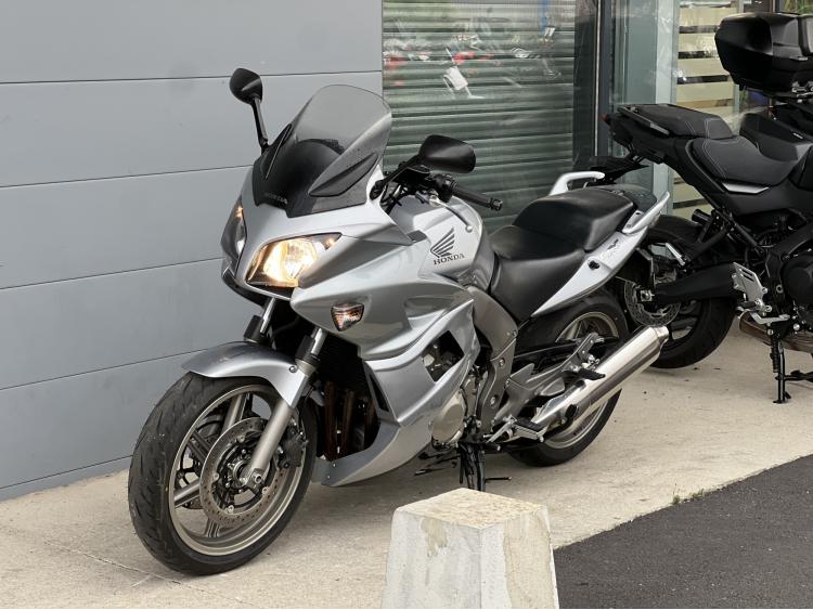 HONDA CBF 1000 F
