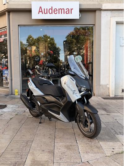 YAMAHA XMAX 300 Tech Max