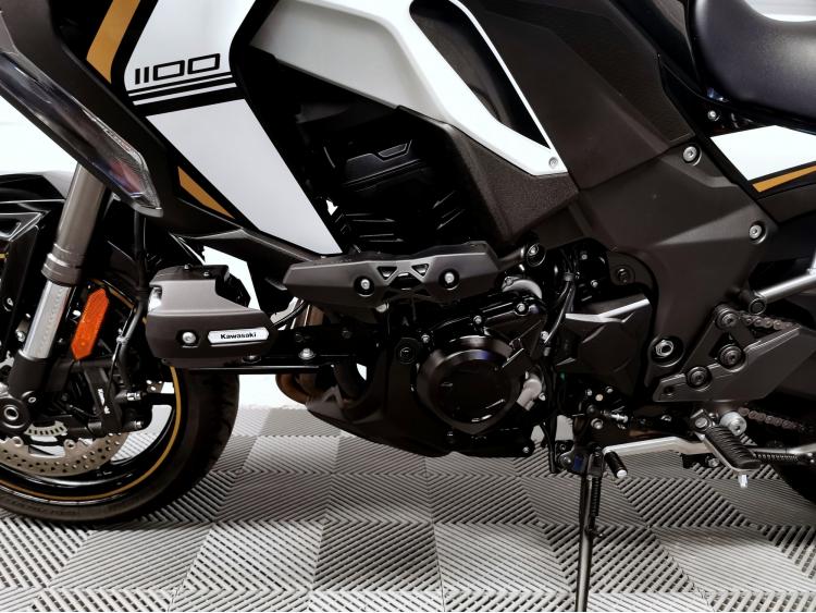 KAWASAKI VERSYS 1100