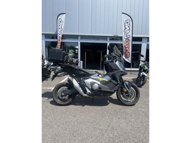 HONDA X-ADV 750 DCT