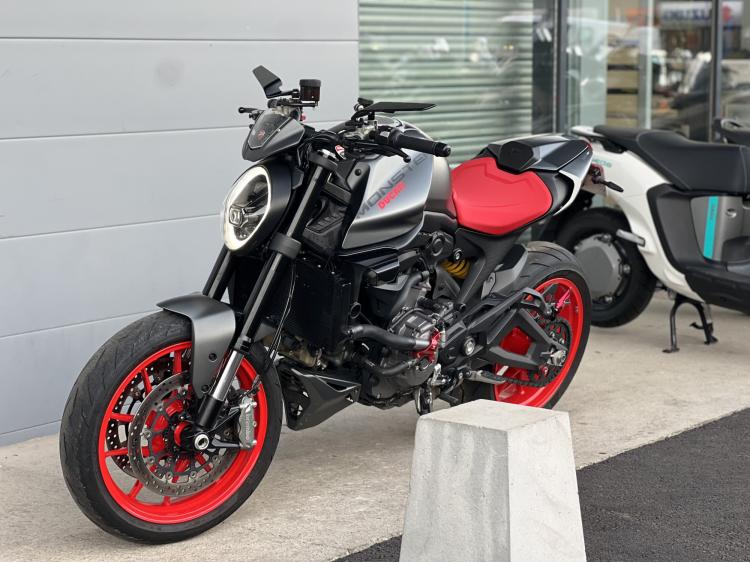 DUCATI MONSTER + 937