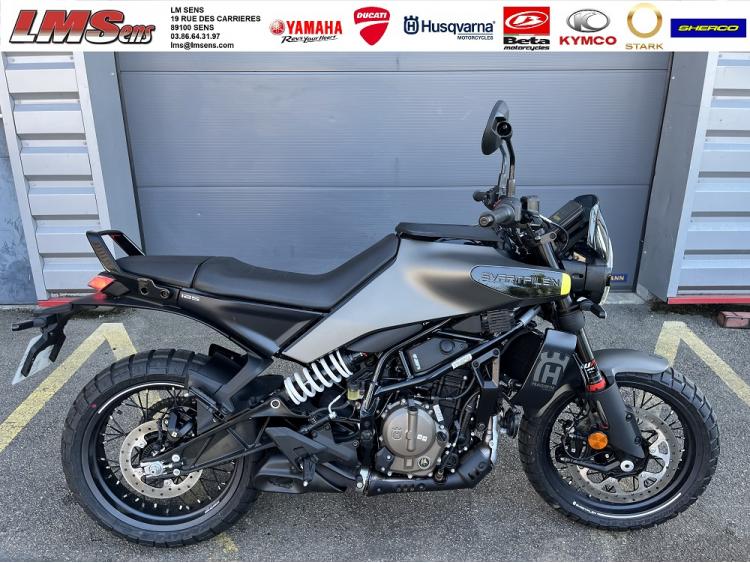 HUSQVARNA SVARTPILEN 125