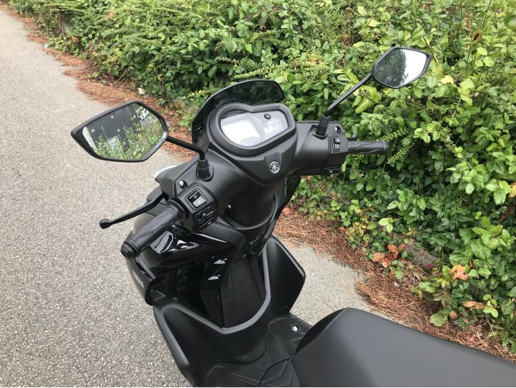 YAMAHA RayZR 125