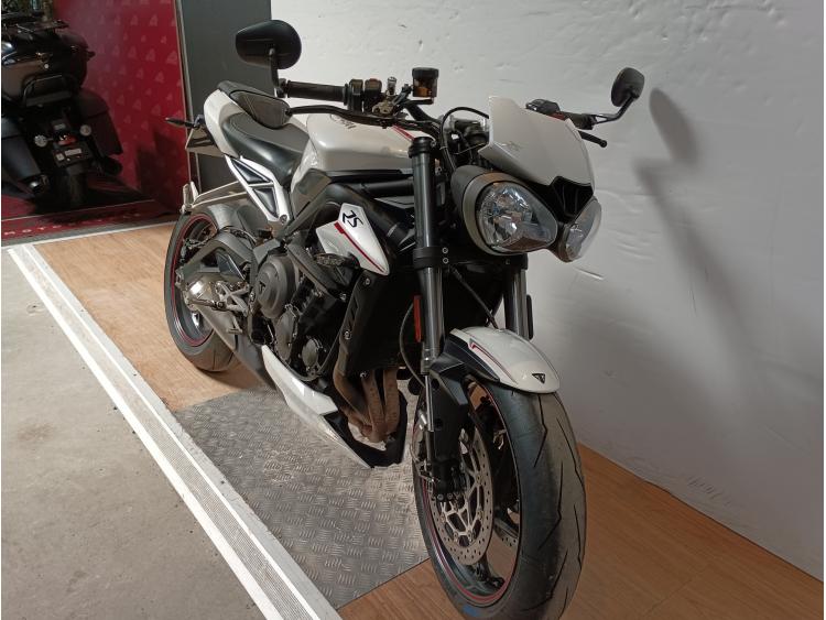 TRIUMPH STREET TRIPLE 765 RS