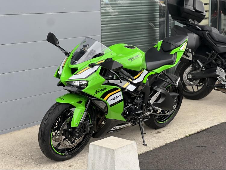 KAWASAKI ZX-6R 636