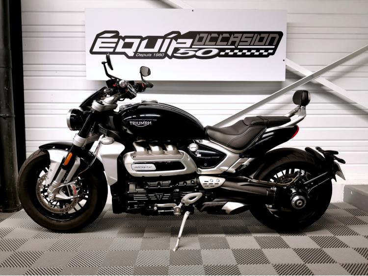 TRIUMPH ROCKET 3 R 2500 cm3 - 3R
