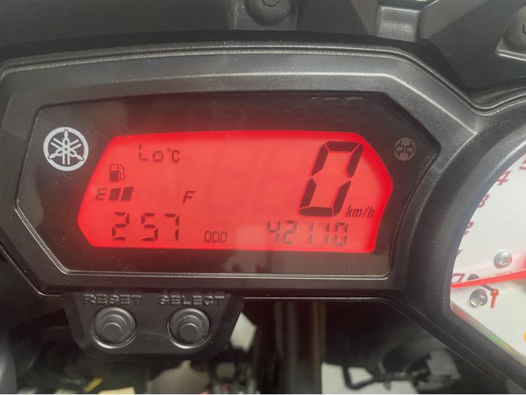 YAMAHA 800 FAZER 8 FZ8