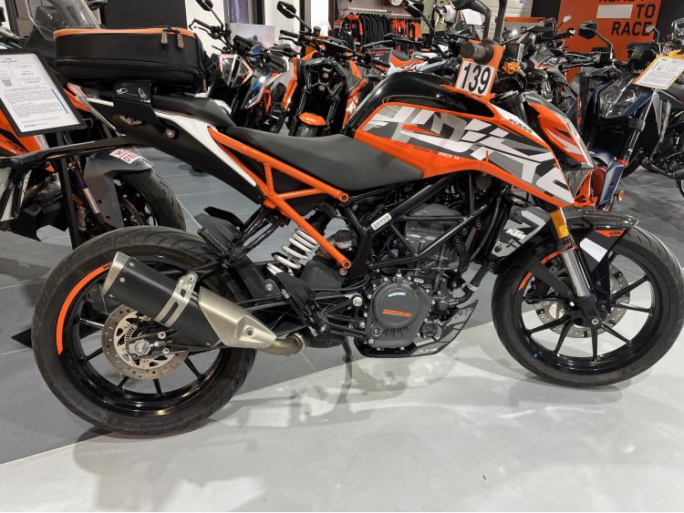 KTM 125 DUKE ABS