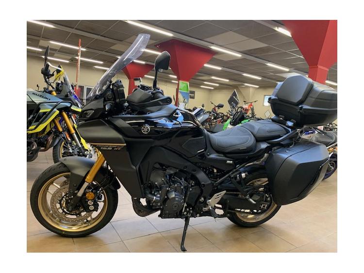 YAMAHA TRACER 9