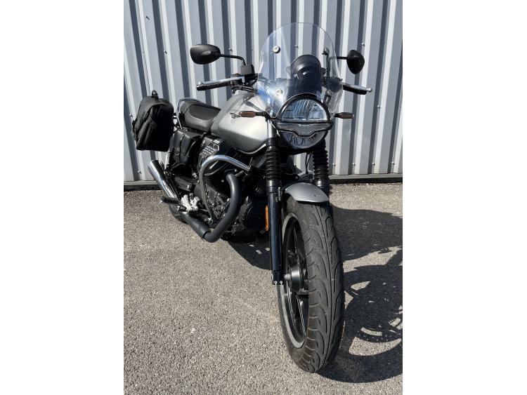 MOTO GUZZI V7 STONE
