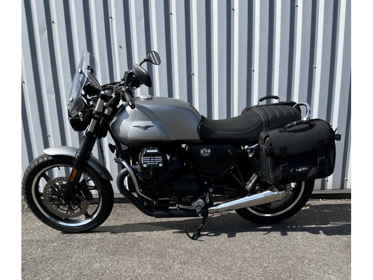 MOTO GUZZI V7 STONE
