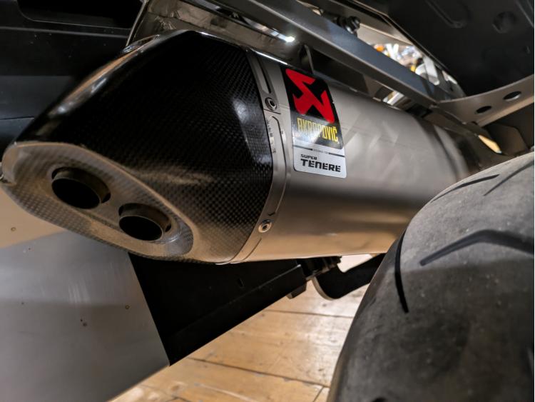 YAMAHA XTZ 1200 SUPER TENERE FIRST EDITION