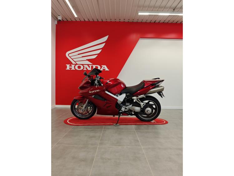 HONDA VFR 800 VTEC