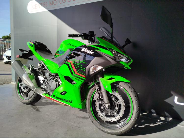 KAWASAKI NINJA 400