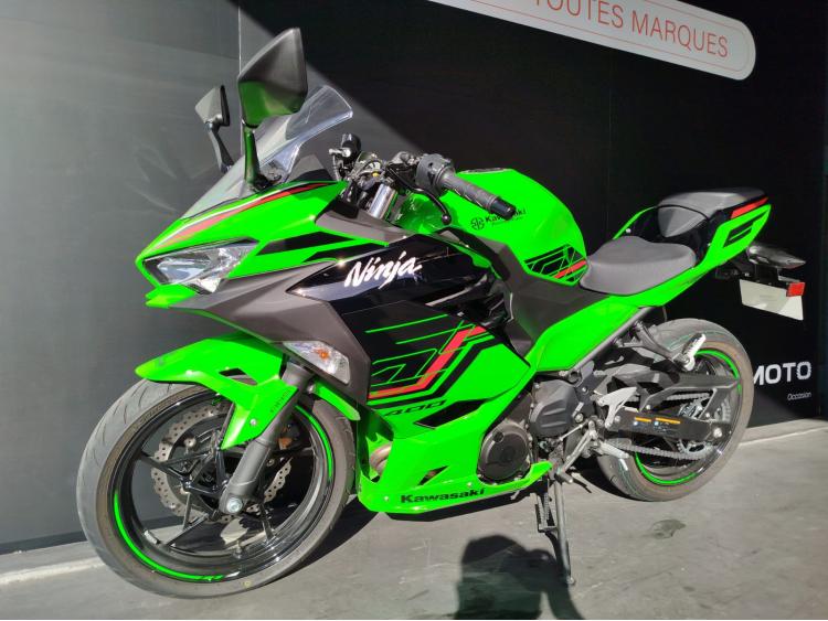 KAWASAKI NINJA 400