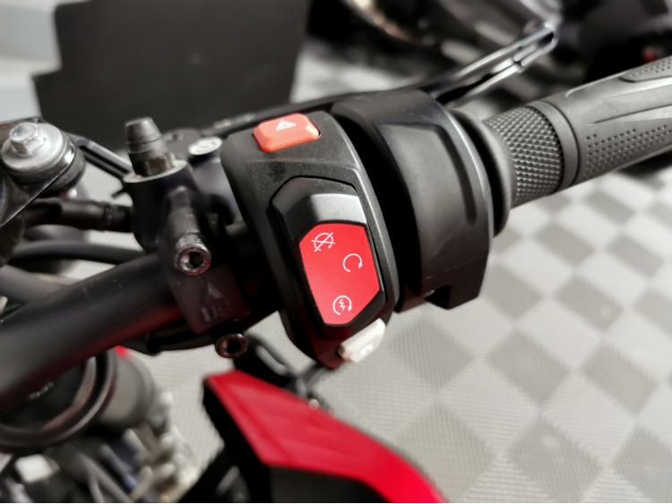 TRIUMPH STREET TRIPLE 765 RS 765RS - 1ERE MAIN
