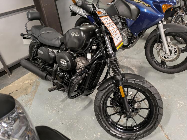 HYOSUNG 300 bobber