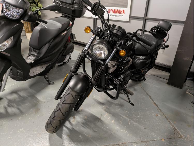 HYOSUNG 300 bobber