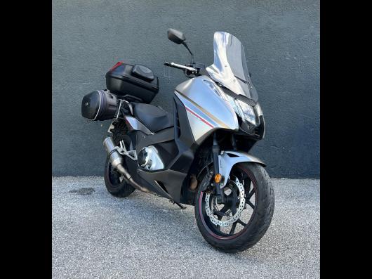 HONDA INTEGRA 750