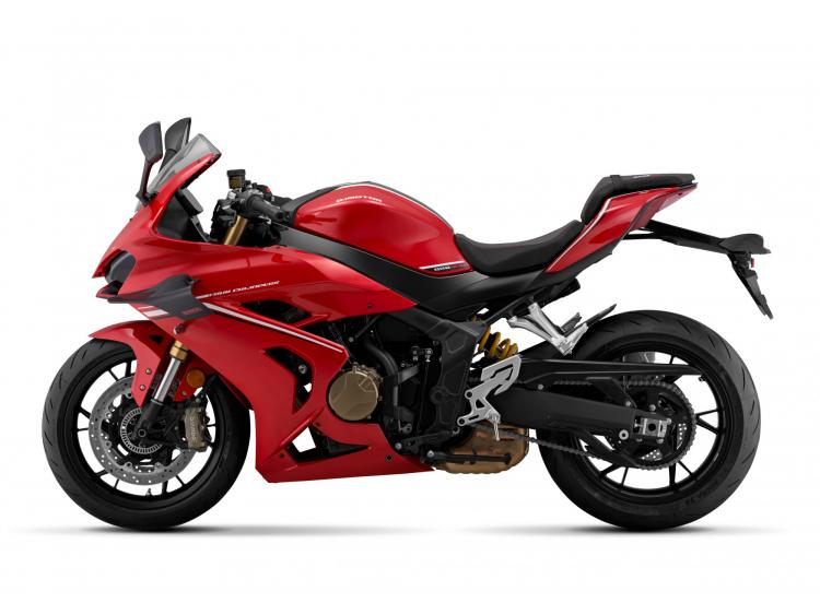 QJ MOTOR SRK 800 RR 