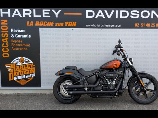 HARLEY-DAVIDSON SOFTAIL STREET BOB 1868