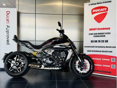 DUCATI DIAVEL V4
