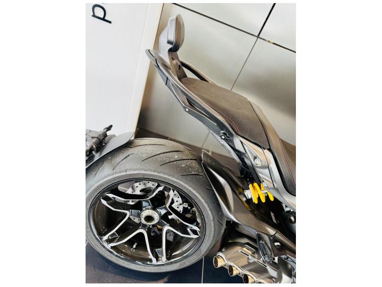 DUCATI XDIAVEL V4