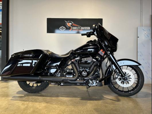 HARLEY-DAVIDSON TOURING STREET GLIDE 1745