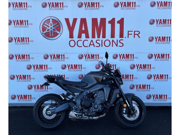 YAMAHA MT-09