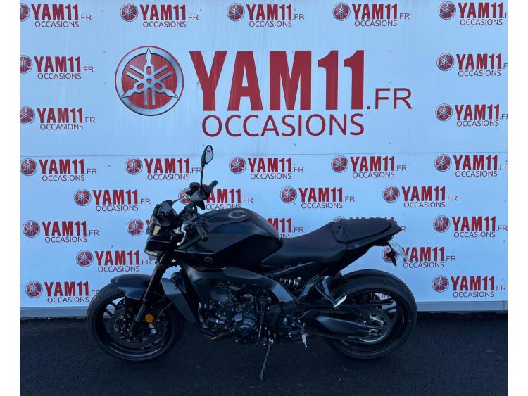 YAMAHA MT-09