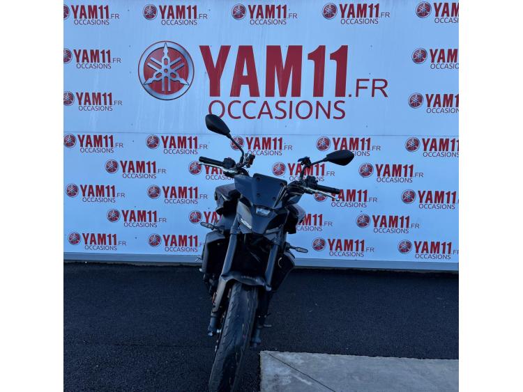 YAMAHA MT-09