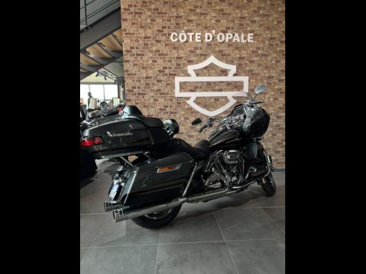 HARLEY-DAVIDSON TOURING ROAD GLIDE 1800 ULTRA CVO