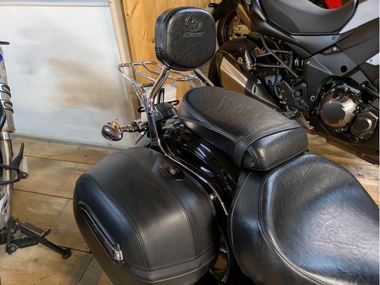 YAMAHA XVS 1300 8000 KM !