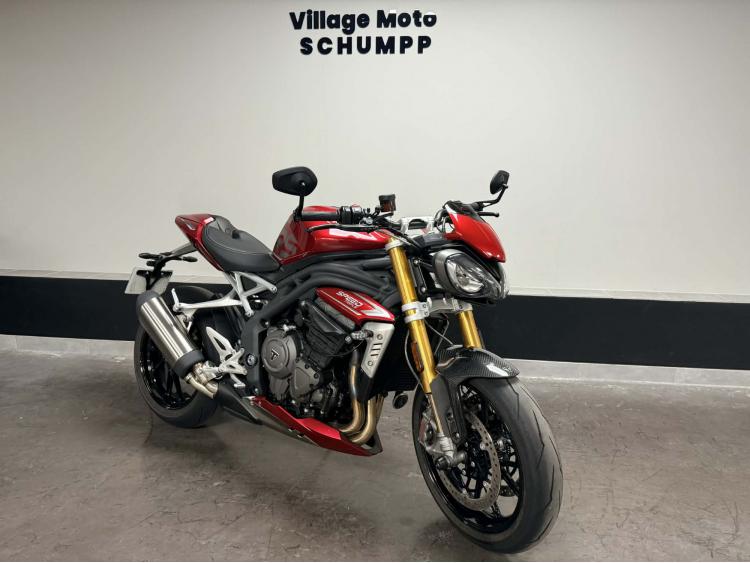 TRIUMPH SPEED TRIPLE 1200 RS