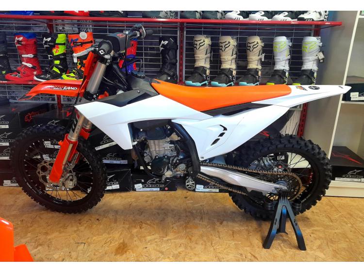 KTM 450 SX-F 2023  - (125€/mois*)