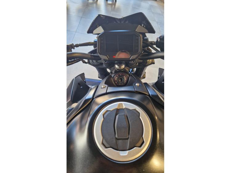 KAWASAKI Z 900 garantie 12 mois