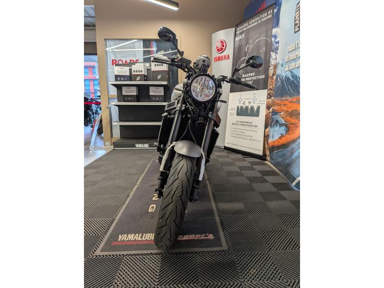 YAMAHA XSR 900