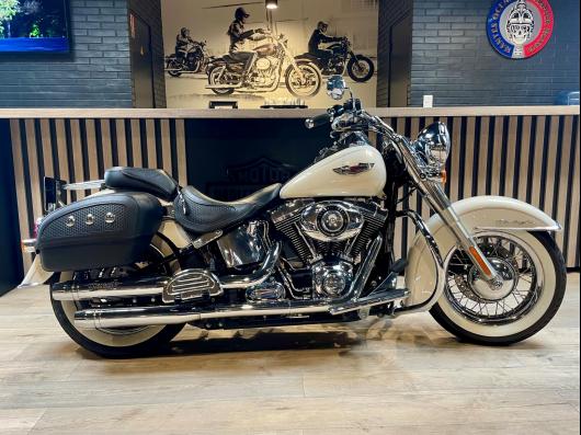 HARLEY-DAVIDSON SOFTAIL DELUXE 1690