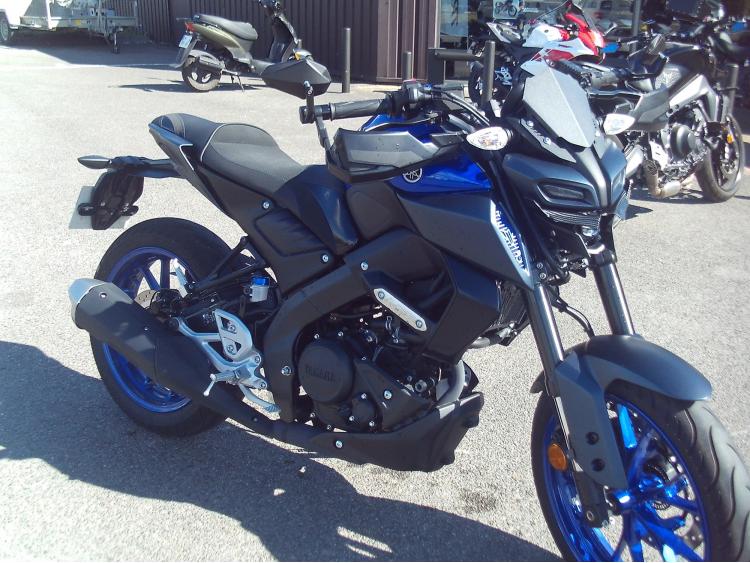 YAMAHA MT-125 ABS