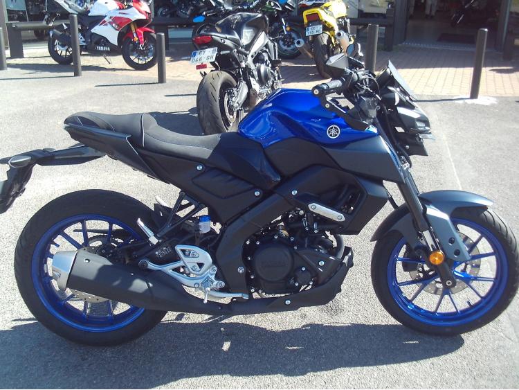 YAMAHA MT-125 ABS