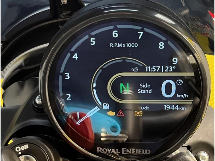 ROYAL ENFIELD GUERRILLA 450  MY24